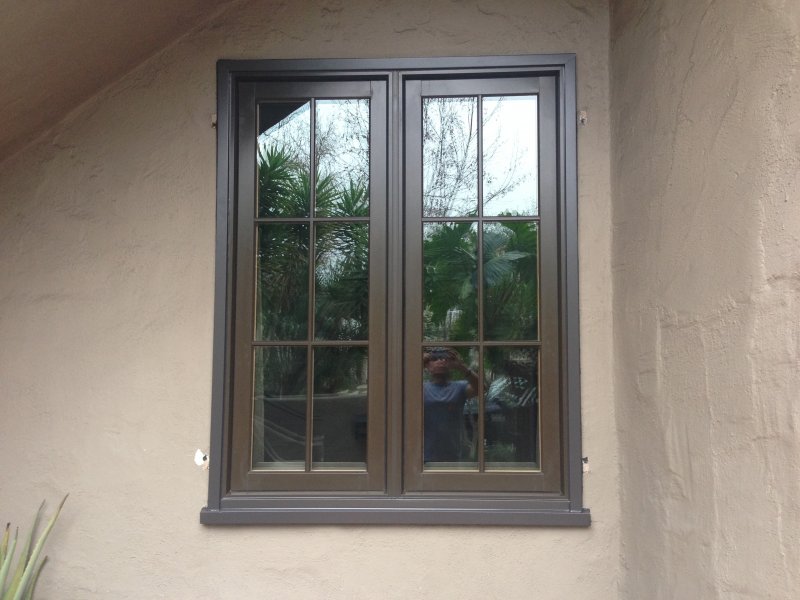 wood-windows-installed-in-west-hollywood-essence
