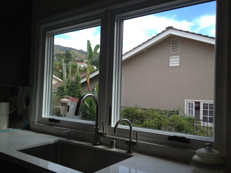 wood-essence-milgard-windows-by-intex-installed-in-glendale